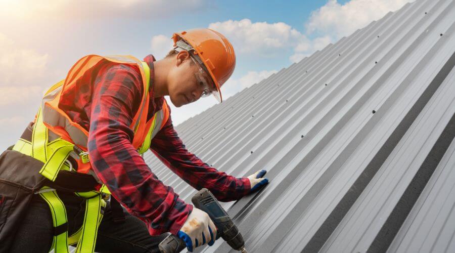 Expert top industrial roofings services in Raven, KY